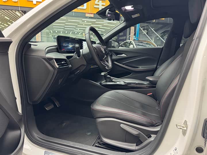 Фото 4 - Buick Verano