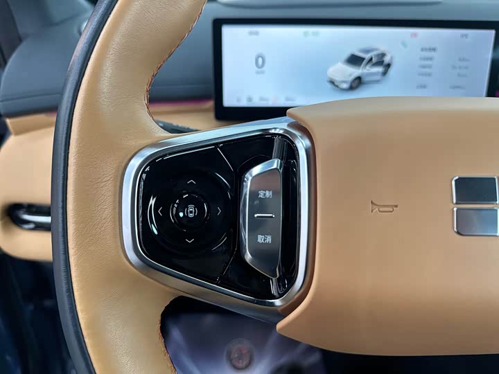 Фото 8 - Geely Galaxy Starship 7