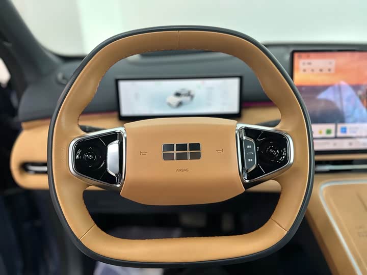 Фото 9 - Geely Galaxy Starship 7