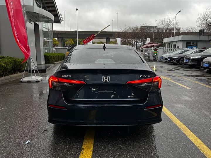 Фото 6 - Honda Civic