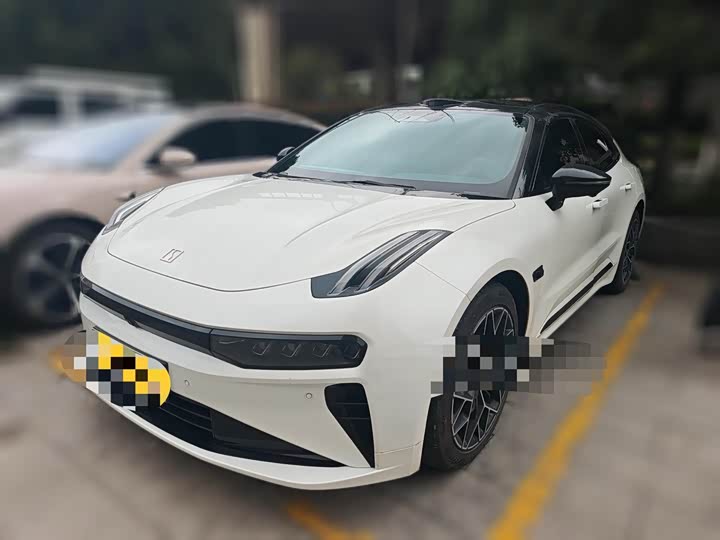 Фото 1 - Zeekr 001