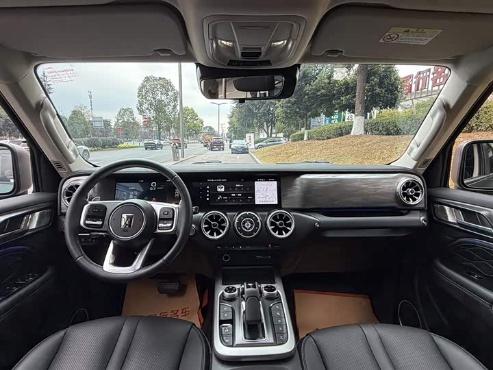 Фото 7 - Tank 300