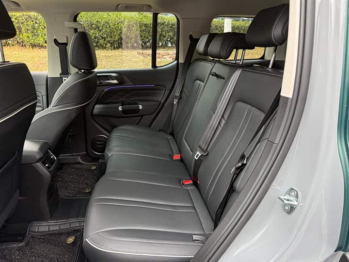 Фото 9 - Tank 300