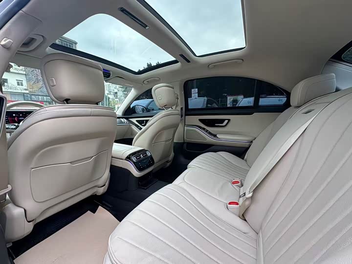 Фото 7 - Mercedes-Benz S-Class