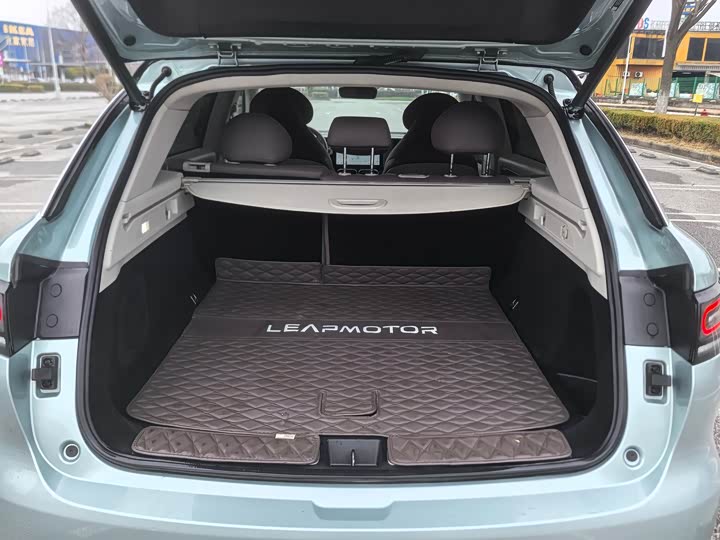 Фото 7 - Leapmotor C11