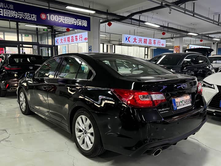 Фото 6 - Subaru Legacy Sport