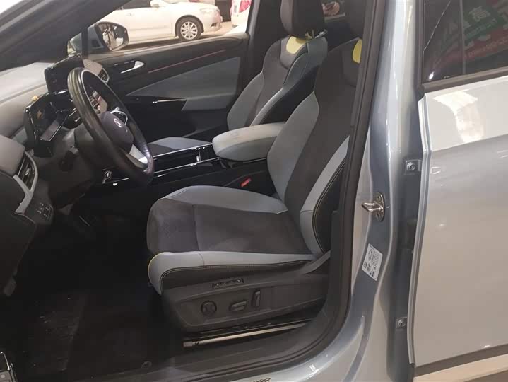 Фото 9 - Volkswagen ID.4 X