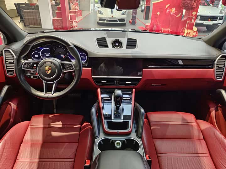 Фото 7 - Porsche Cayenne