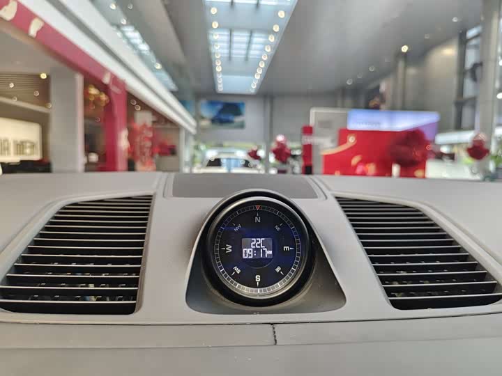 Фото 9 - Porsche Cayenne