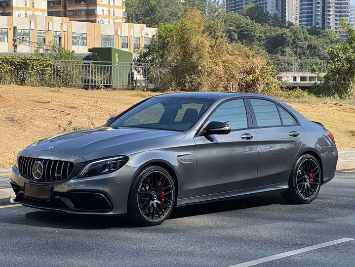 Фото 1 - Mercedes-Benz C-Class AMG