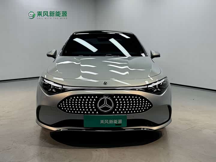 Photo 3 - Mercedes-Benz CLA-Class EV