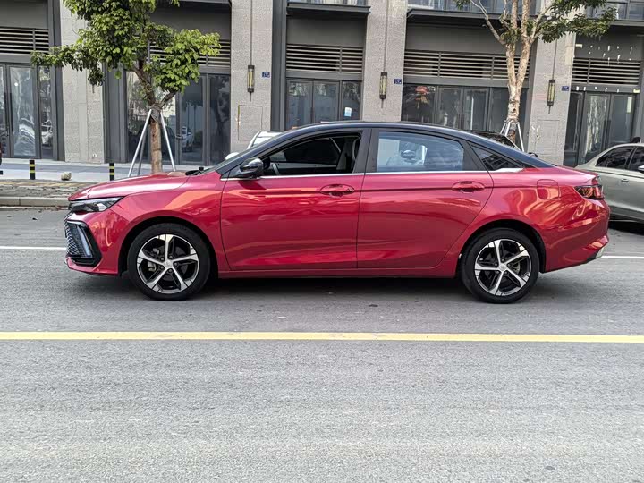 Фото 4 - Geely Emgrand L