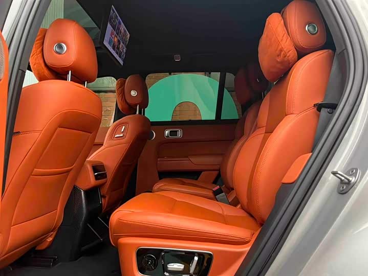 Фото 8 - LiXiang L8