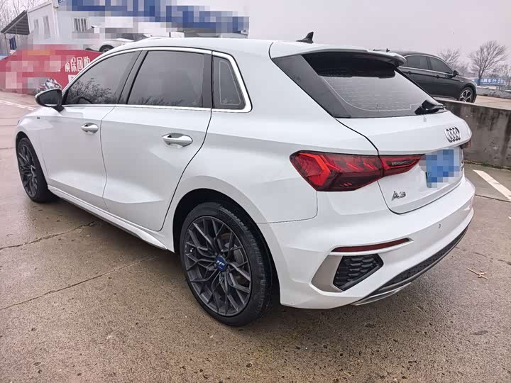 Фото 5 - Audi A3