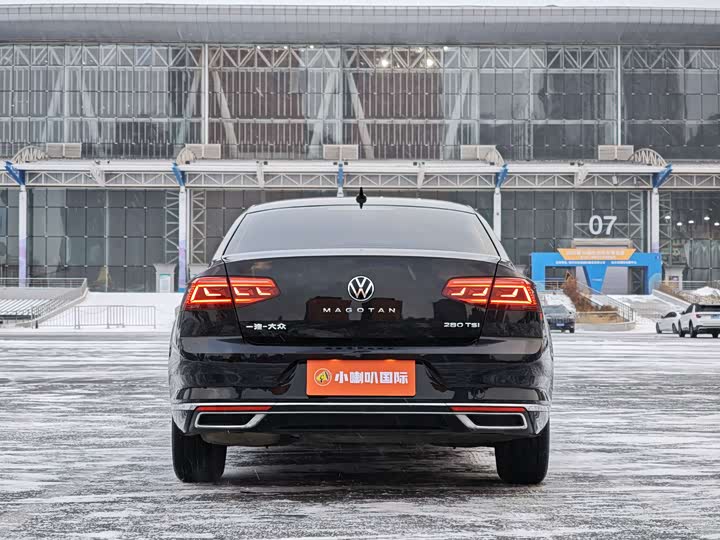 Фото 4 - Volkswagen Magotan