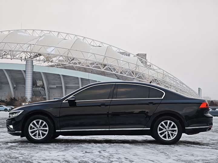 Фото 9 - Volkswagen Magotan