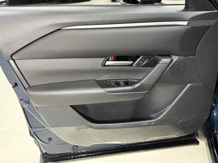 Фото 9 - Mazda CX-50