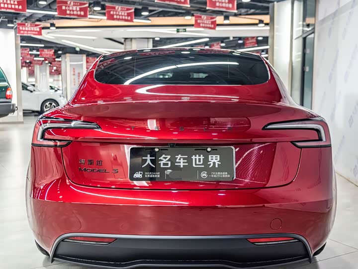 Фото 5 - Tesla Model 3