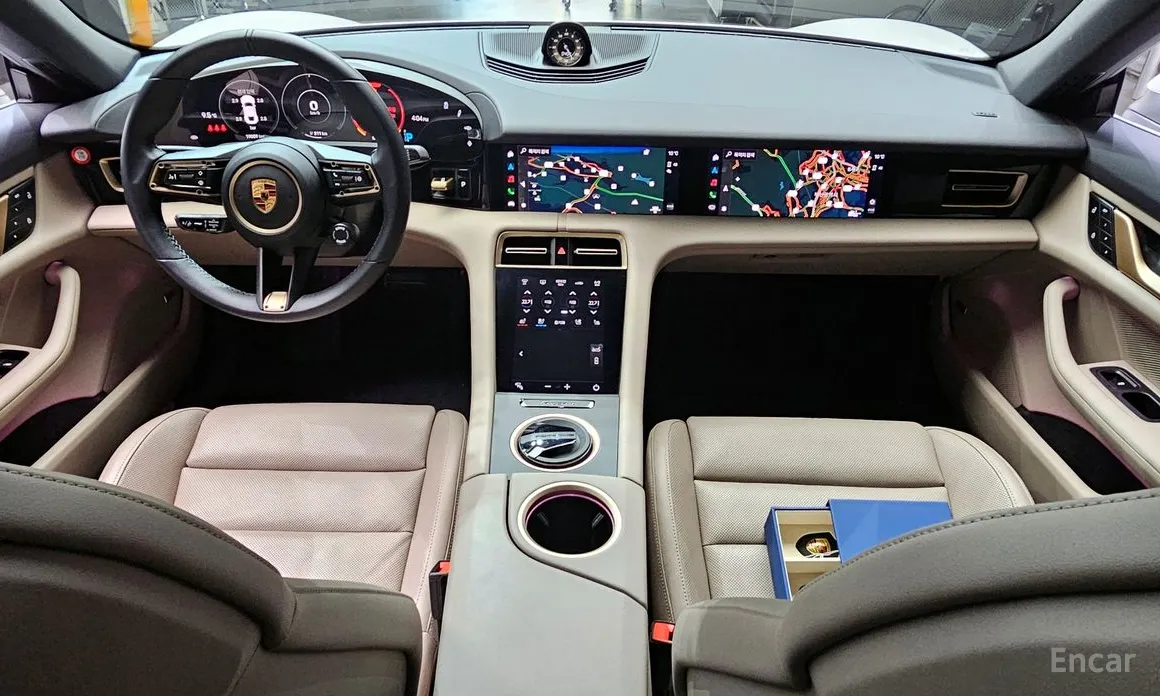 Фото 7 - Porsche Taycan