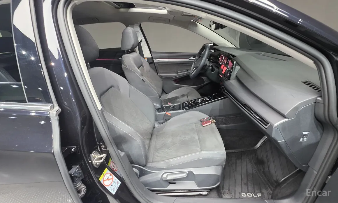 Фото 10 - Volkswagen Golf