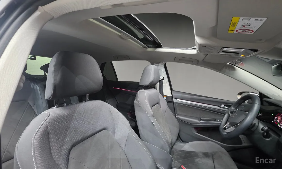 Фото 12 - Volkswagen Golf