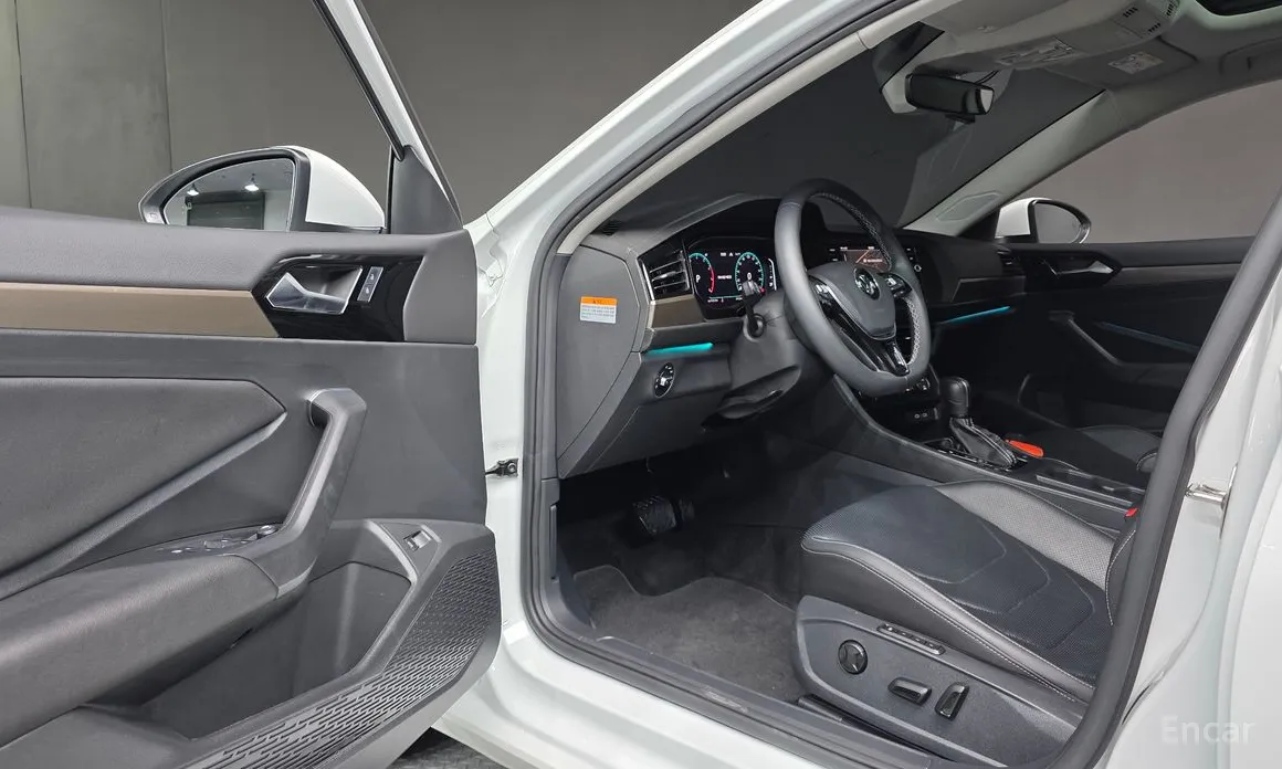 Фото 12 - Volkswagen Jetta