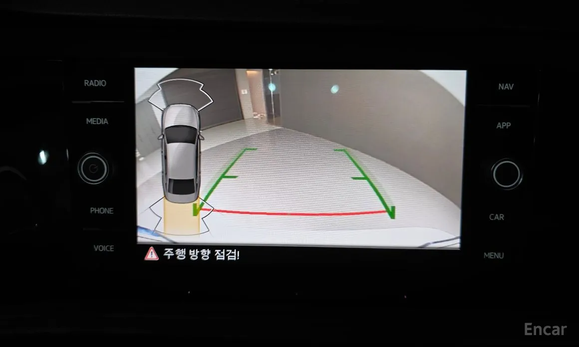 Фото 16 - Volkswagen Jetta