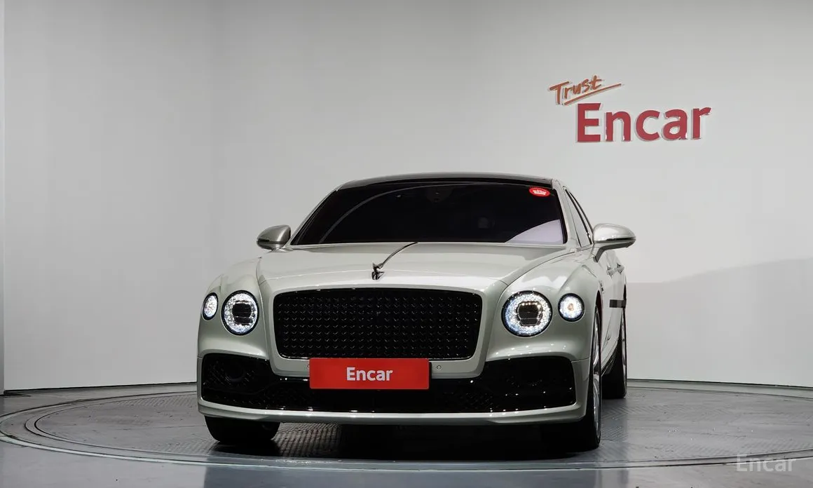 Фото 3 - Bentley Flying Spur