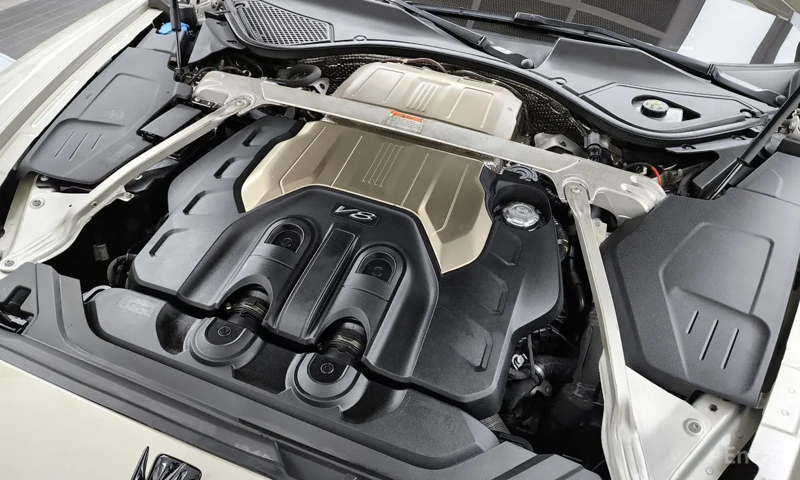 Фото 6 - Bentley Flying Spur