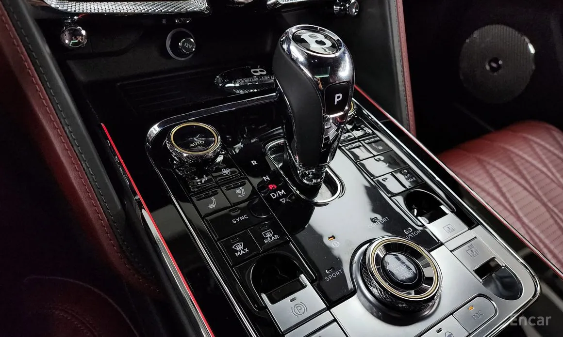 Фото 9 - Bentley Flying Spur