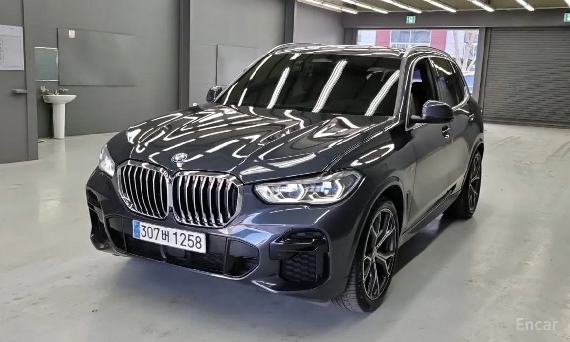 Фото 2 - BMW X5