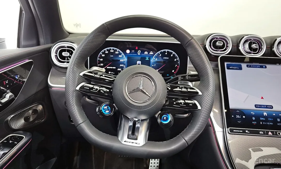 Фото 13 - Mercedes-Benz GLC-Class