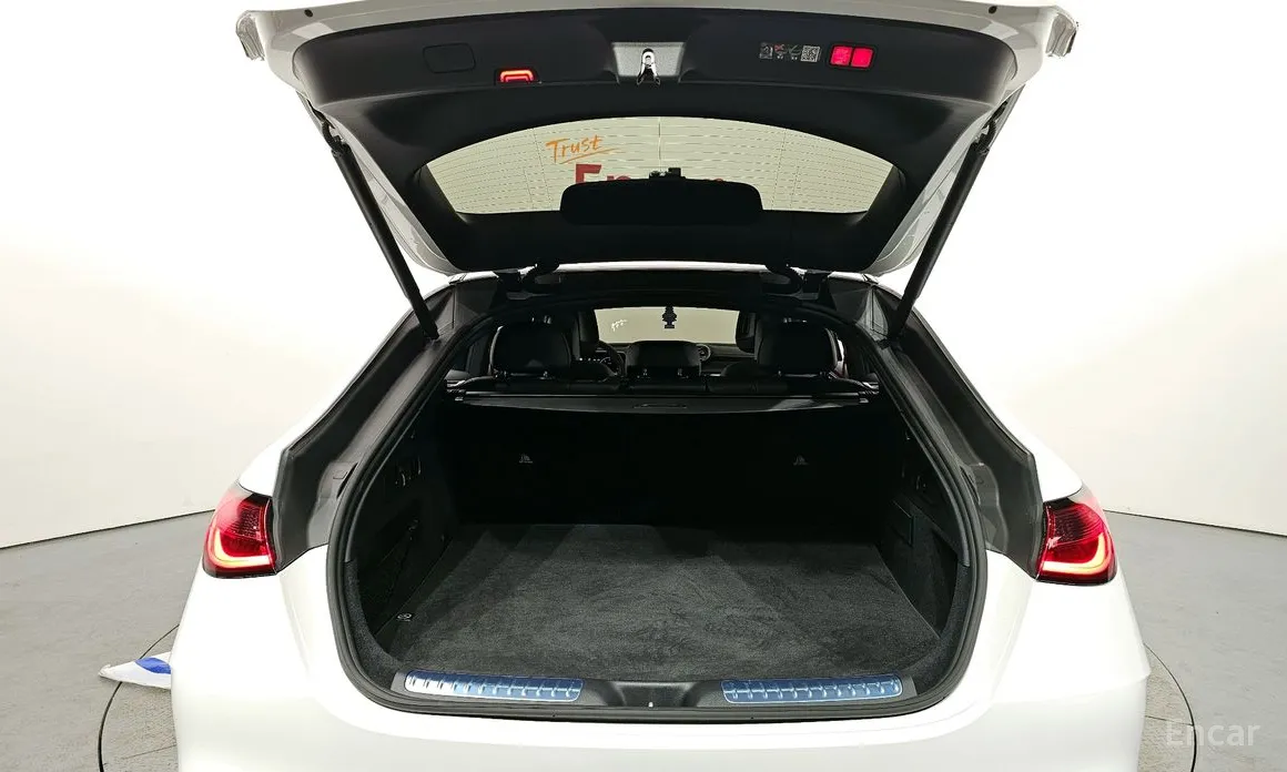 Фото 20 - Mercedes-Benz GLC-Class