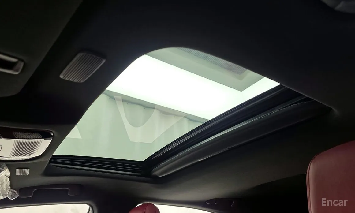 Фото 19 - Lexus NX