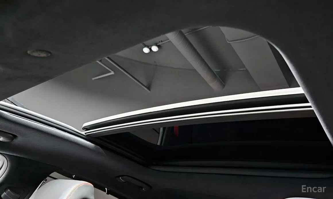 Фото 16 - Genesis GV80