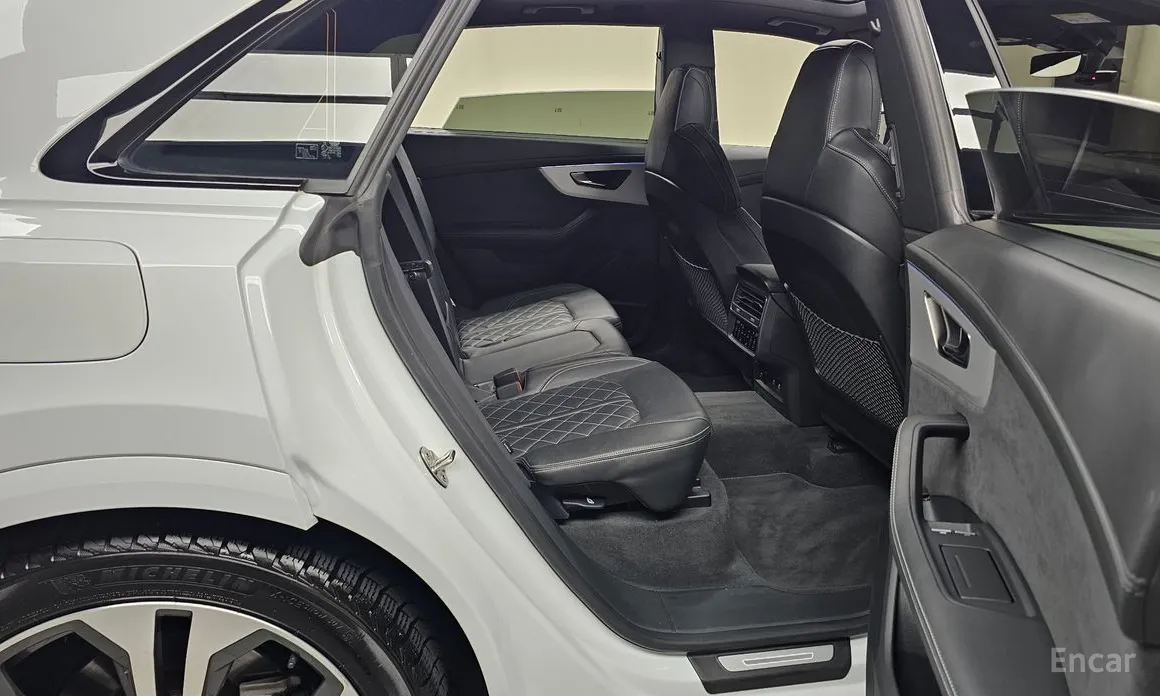 Audi Q8 2018 55 TFSI Quattro Premium