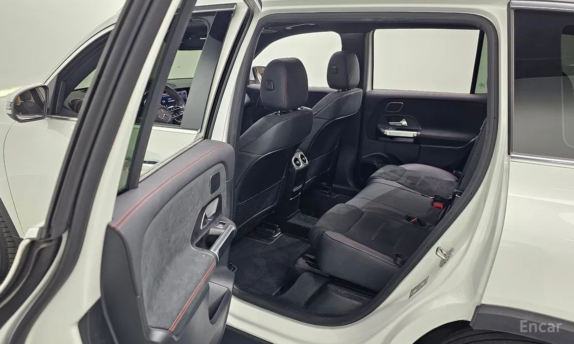 Фото 12 - Mercedes-Benz EQB