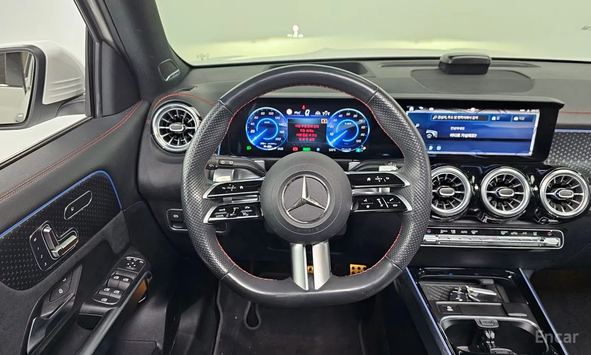 Фото 13 - Mercedes-Benz EQB