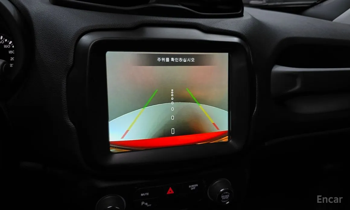 Фото 15 - Jeep Renegade