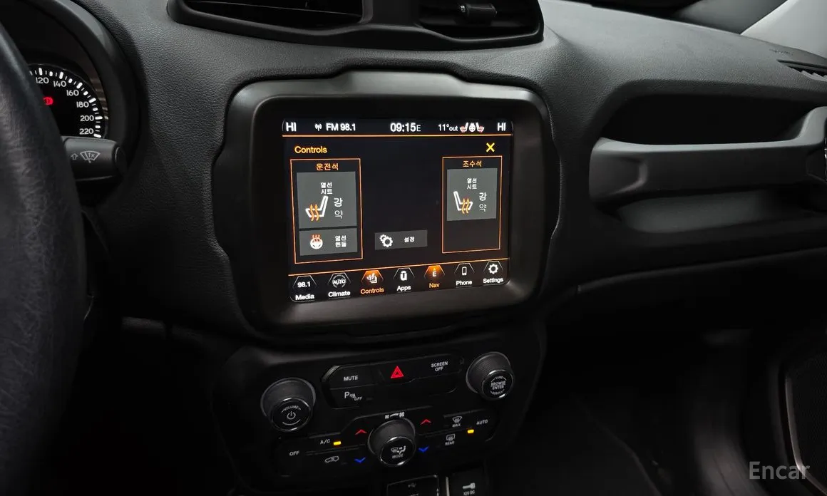 Фото 16 - Jeep Renegade