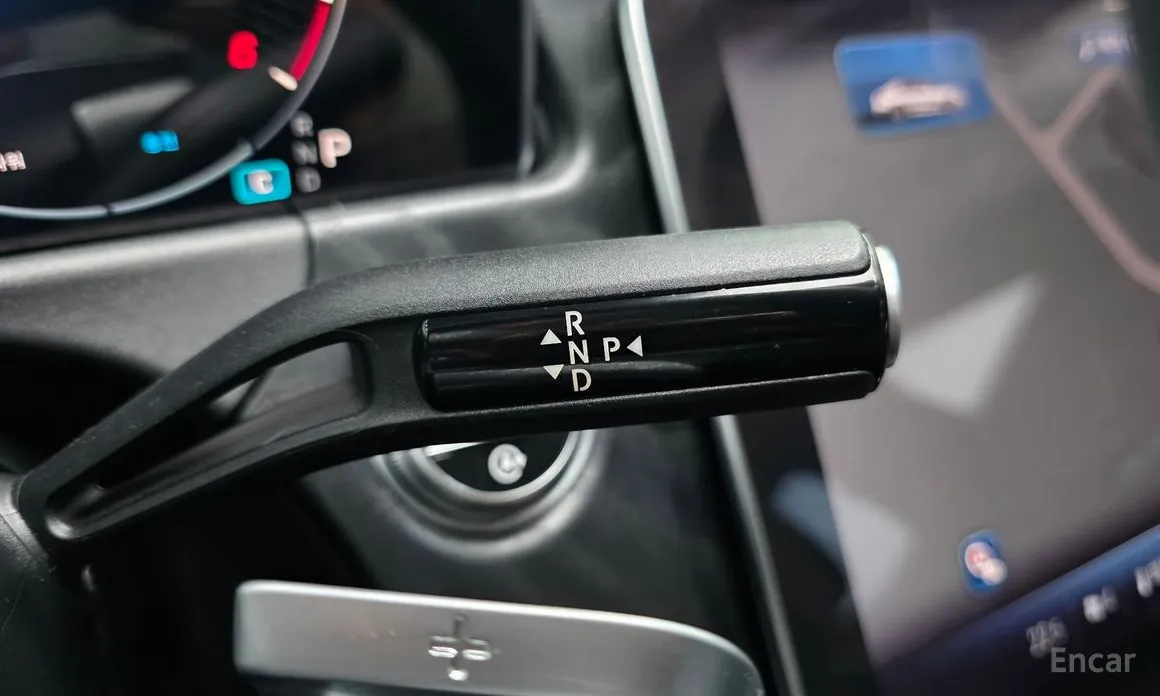 Фото 9 - Mercedes-Benz E-Class