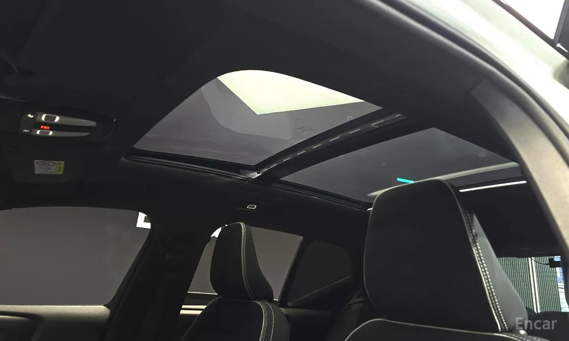 Фото 19 - Volvo XC40