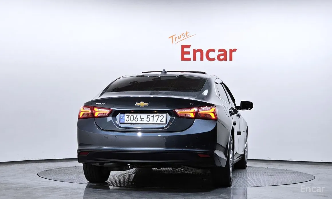 Фото 4 - Chevrolet Malibu