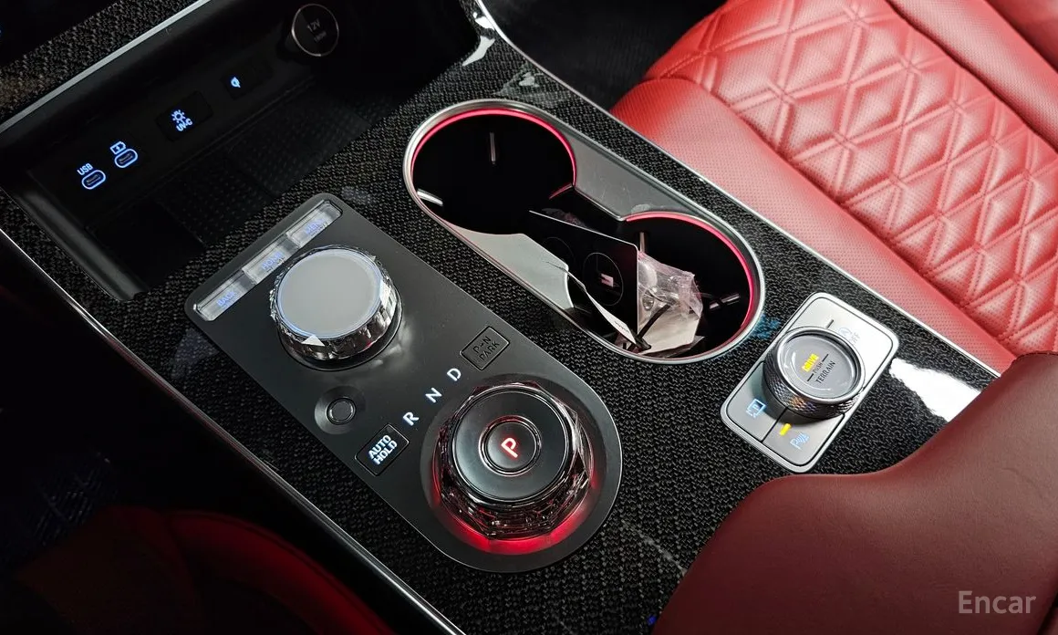 Фото 9 - Genesis GV80