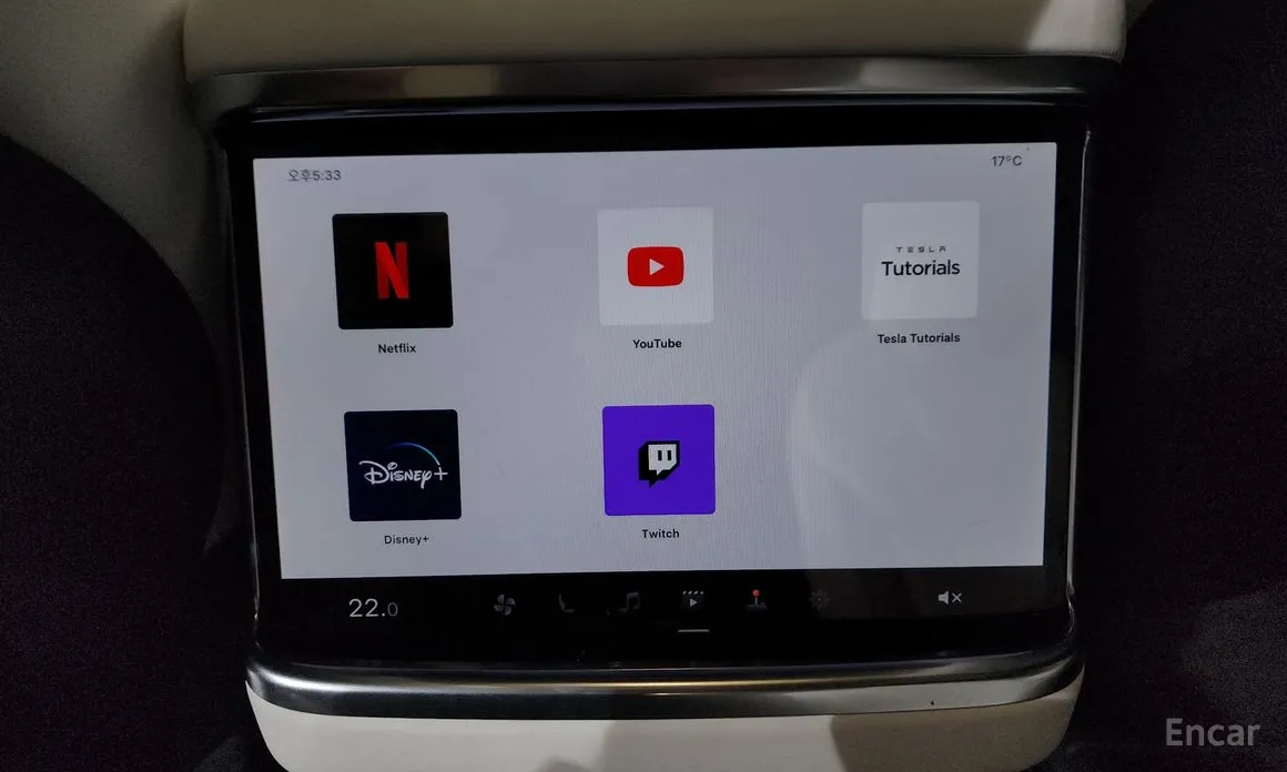 Фото 17 - Tesla Model X