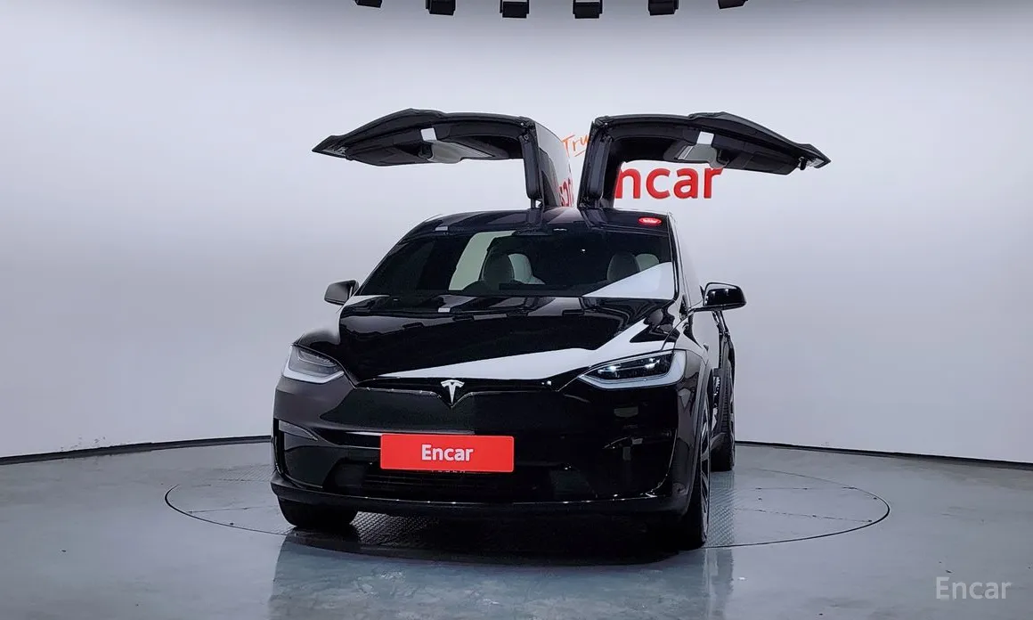 Фото 3 - Tesla Model X