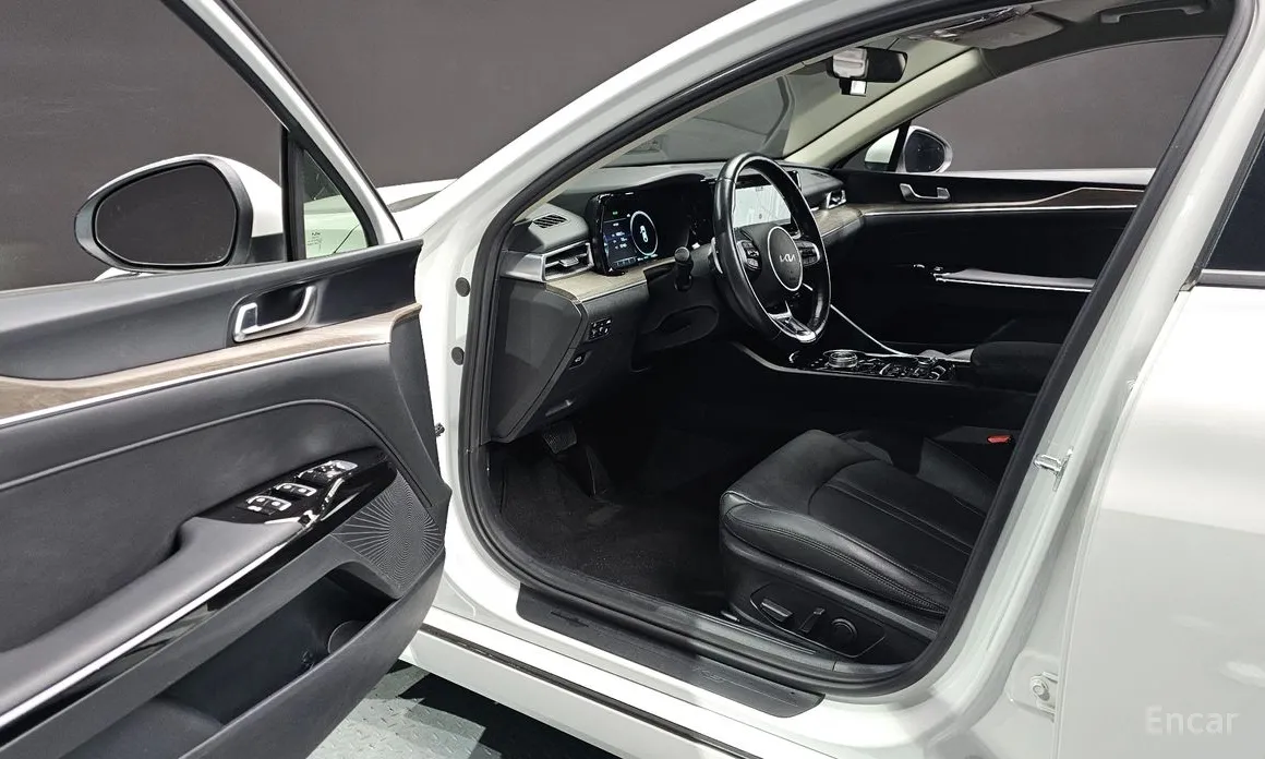 Фото 11 - Kia K5