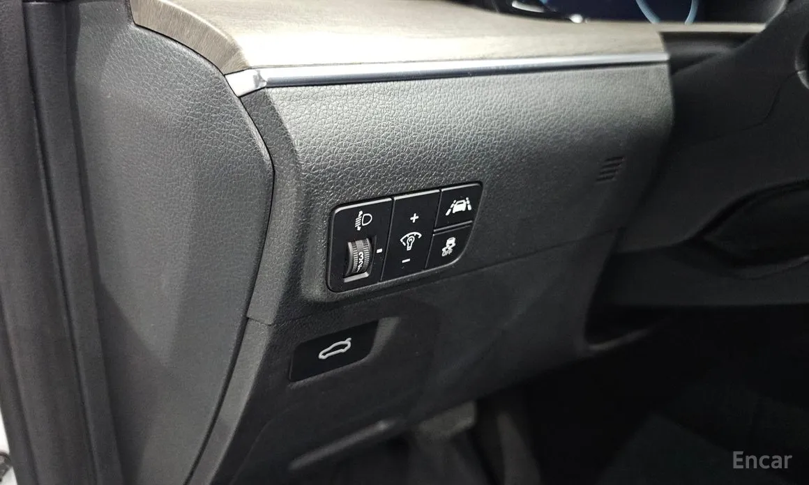 Фото 16 - Kia K5