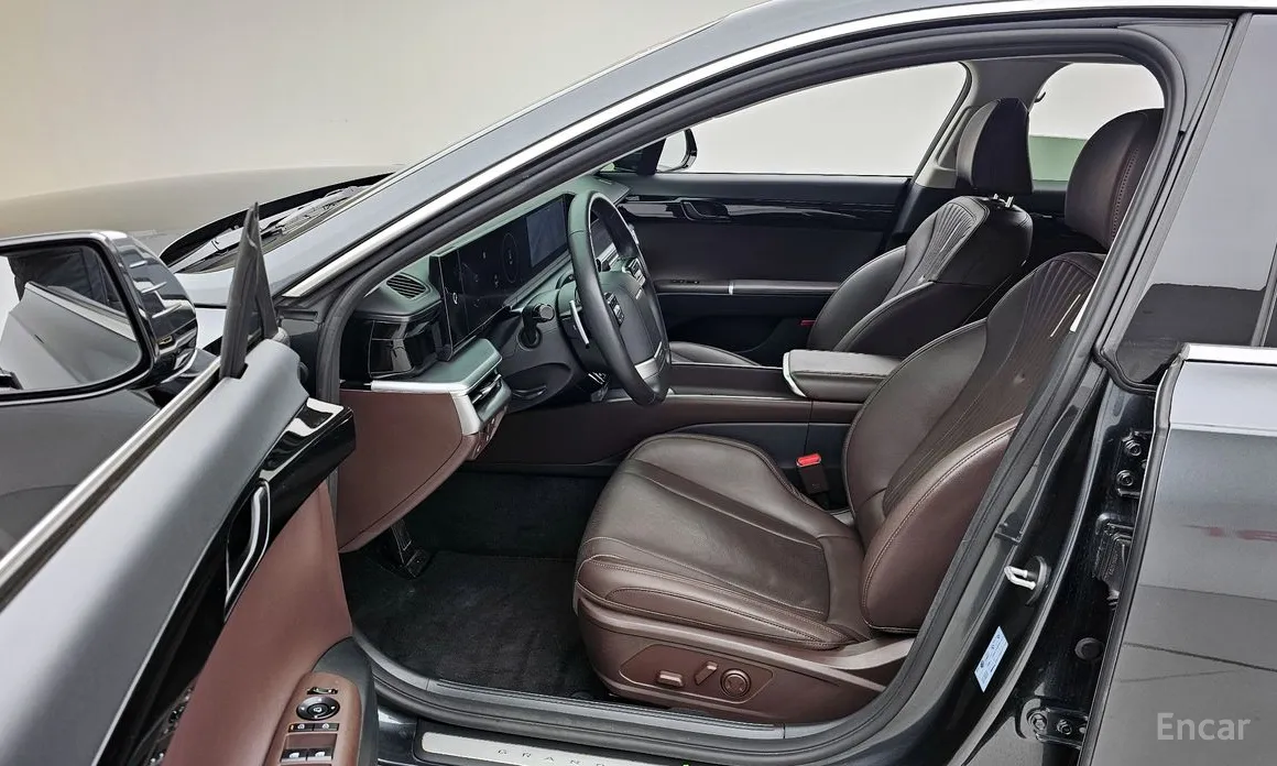 Фото 10 - Hyundai Grandeur