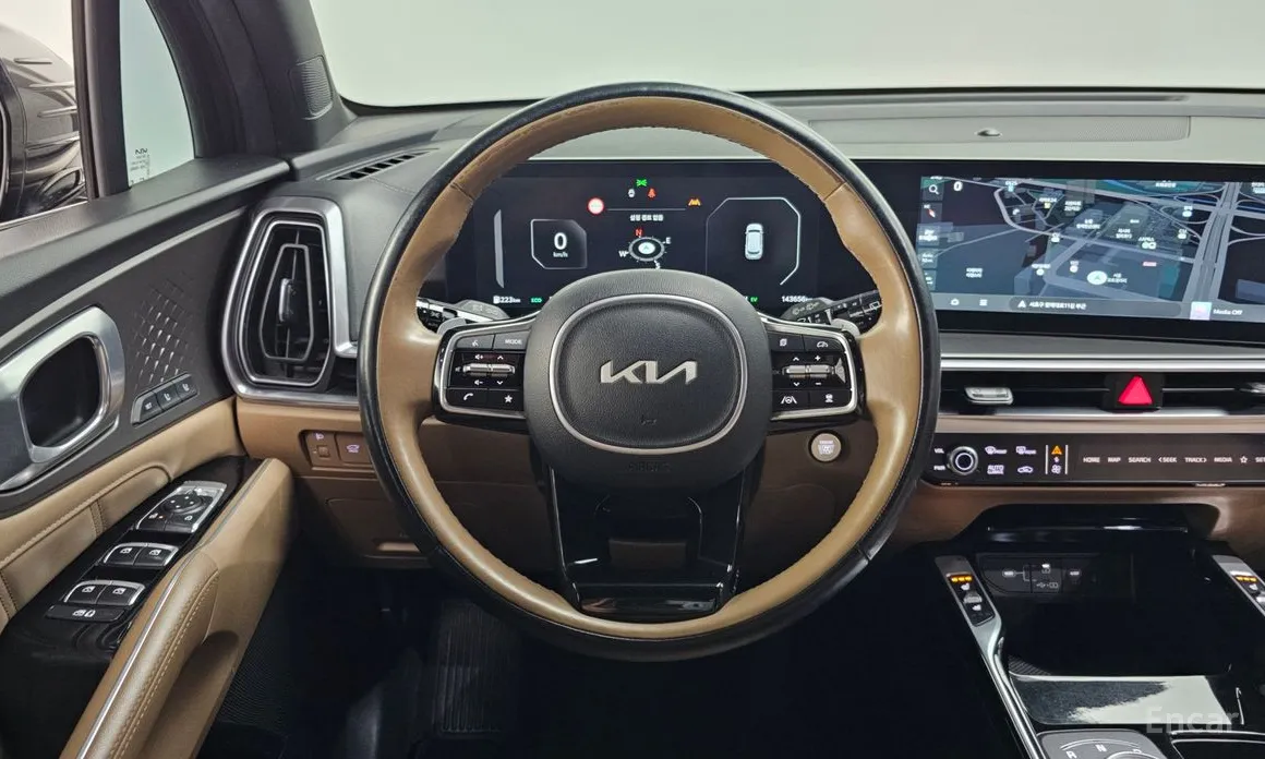 Фото 13 - Kia Sorento